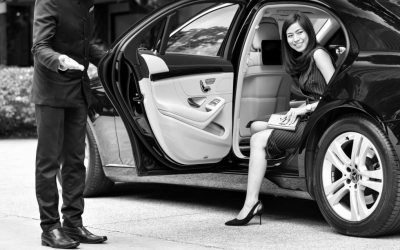 Singapore-Limousine-Selecting-the-Best-Chauffeur-Service-980x653